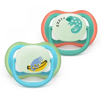2 броя светещи в тъмното, ортодонтски силиконови залъгалки Philips AVENT SCF376/28 Ultra Air NightTime, 6-18м, с картинки, в кутия за стерилизиране 0659.001