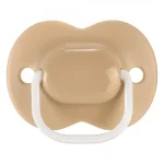 Комплект от 2 бр. ортодонтични залъгалки Tommee Tippee ANY TIME със симетричен силиконов биберон, 18-36м, кафяво и бежово с декор Пчела, в кутия за стерилизиране TT.0283 