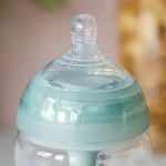 Комплект от 2 броя Биберони Tommee Tippee Advanced Anti-Colic+ Medium flow, 2 капки, среден поток за бебета на възраст 3+ месеца ТТ.0007