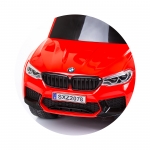 Кола за яздене с дръжка BMW червена
