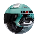 Електрически мотор Vespa GTS Super зелен