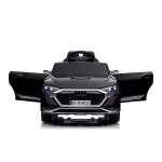 Ел.джип Audi SQ8 черен