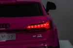Акумулаторна кола Licensed Audi Q7 Pink
