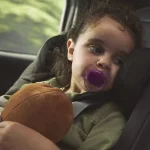 Комплект от 2 броя ортодонтични силиконови залъгалки Philips AVENT Ultra Soft SCF093/03, в кутия за стерилизиране, plant-based 0669.001