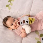 Мека бебешка Дрънкалка Коала от колекция Boho Chic, с клипс за закачане на количка, 0м+ 0658.001