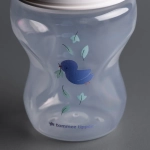 Бебешко шише за хранене Tommee Tippee Natural Start САМОСТЕРИЛИЗИРАЩО, с декорация ПАТЕ, 260 мл, с биберон с бавен поток 0м+ (1 капка).0021.003